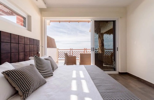 Puerto Escondido Condo | Ocean Front 3 Bedroom Penthouse with Resort Amenities Overlooking the Pacific!