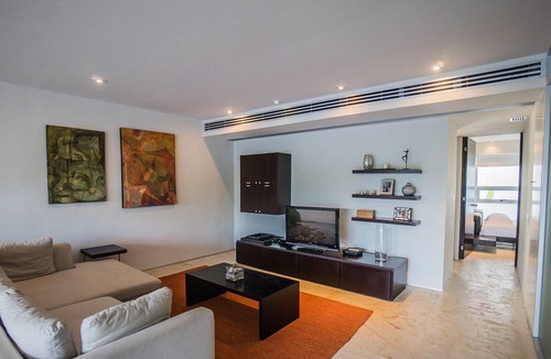 Downtown Apartment | OCEAN VIEW 2 BR CONDO STEPS FROM THE BEACH AND 5TH AV