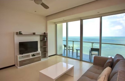 Cancun Apartment | Ocean view 3 bedroom condo! Infinity pool