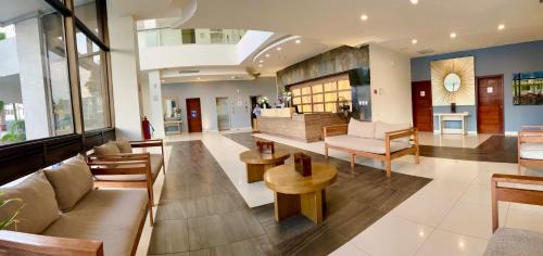 Las Gaviotas Hotel | Ocean View Beach Hotel