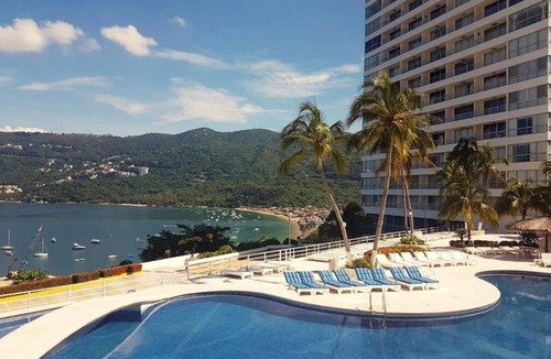 Playa Diamante Apartment | Ocean View, with access to the beach, lounge chairs and awnings included. Beautiful view
