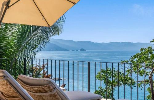 Conchas Chinas House | Ocean View Villa Private Pool by Zona Romantica