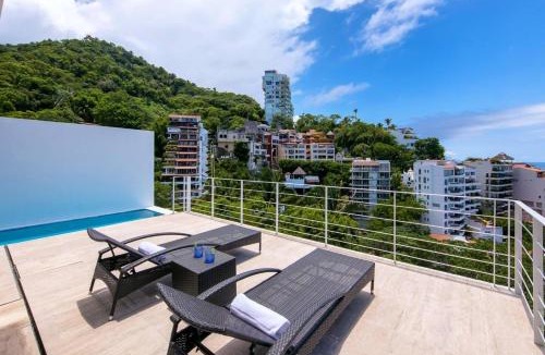 Romantic Zone Apartment | Ocean Views, Private Pool, Zona Romantica