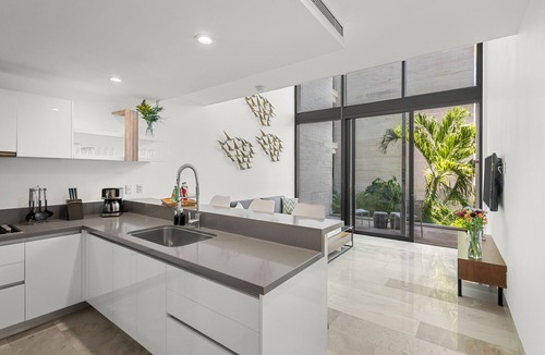 Downtown Apartment | Oceana by Corax Management