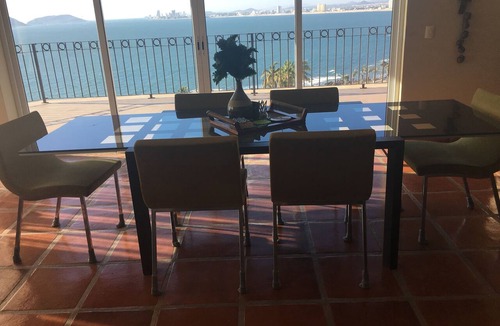 Balcones de Loma Linda Condo | Oceanfront, 3 Bedroom, 2800 Square Foot, top floor Condo In Historical Mazatlan
