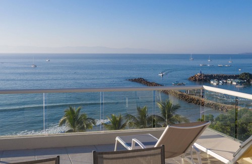 Emiliano Zapata Condo | OCEANFRONT PENTHOUSE. 4 Bdrm + loft, BREAHTAKING VIEWS.