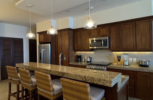 San Pedro Mixtepec Condo | Oceanfront Three bedroom - Nautico1473