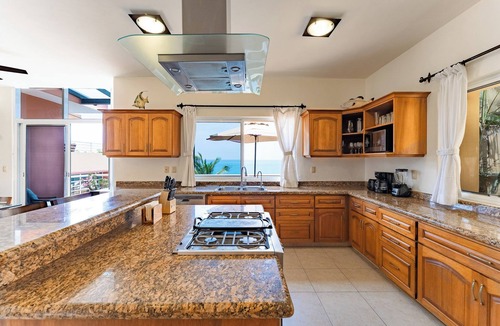 Santa Maria Huatulco Villa | Oceanfront Villa | 4 Ocean-View Suites + Pool