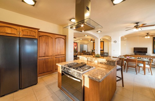 Santa Maria Huatulco Villa | Oceanfront Villa | 4 Ocean-View Suites + Pool