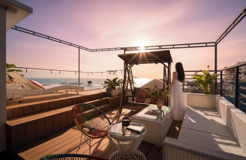 Son Tra Villa | Oceanview 4BRs Villa w Rooftop Jacuzzi 1 Minute to Beach
