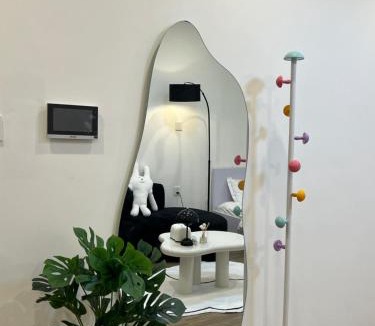 Gia Lam Apartment | October Homestay Ocean Park