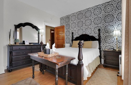 Olean Bed & Breakfast | Old Library Inn Olean NY
