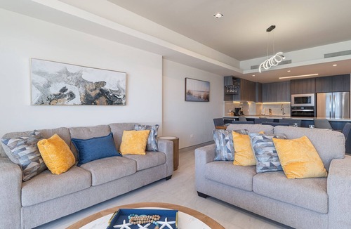 Bella Vista Condo | One 1504 – Refined Beach Escape Featuring Striking Beachfront Views