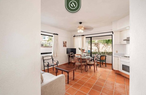 Romantic Zone Apartment | One Beach Street 306 B· Amazing 1 BR Condo