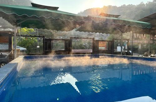 Muong La Hotel | Onsen Bản Lướt - Ngọc Chiến Hot spring