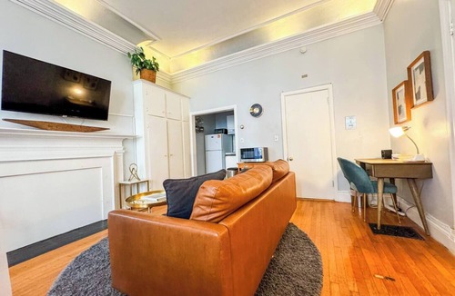 Back Bay Apartment | Oversized Studio in Back Bay