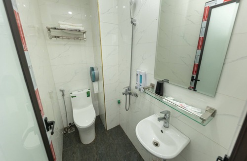 Hoang Mai Hotel | OYO 1238 Bao Son Hotel