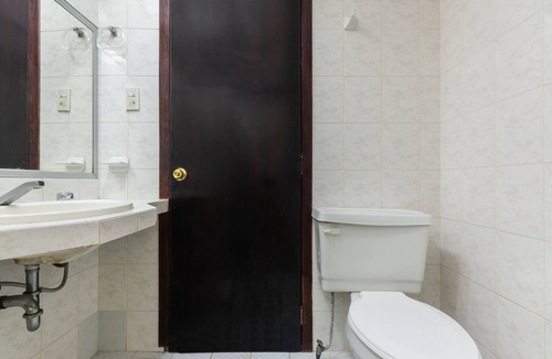 Martinez de La Torre Hotel | OYO Hotel Casa Blanca