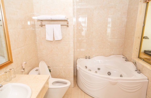 Khu bao ton Thien nhien Pu Luong Hotel | Palm Hotel Thanh Hoa