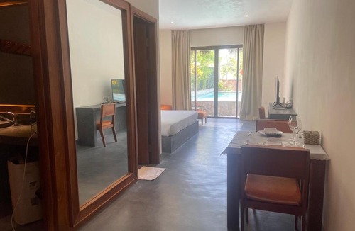 Cam Thanh Hotel | Palm View Villa