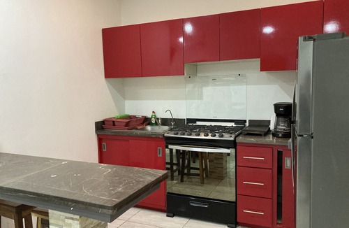 R Apartment | PALMAS DE CHAHUE 1 (700 SF)