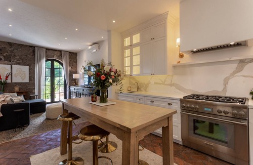 Zona Centro House | Panoramic Paradise 3BR Overlooking SMA