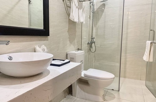 Soc Son Hotel | Paragon House & Residence