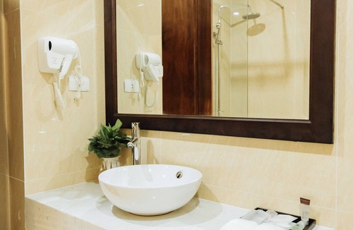 Soc Son Hotel | Paragon Noi Bai Hotel and Pool