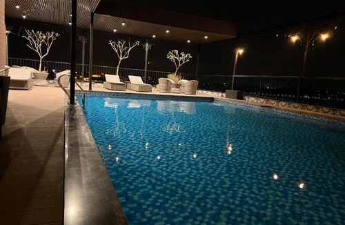 Soc Son Hotel | Paragon Noi bai Hotel & Pool
