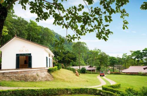 Ba Vi Hotel | Paragon Resort Ba Vì - by BAY LUXURY