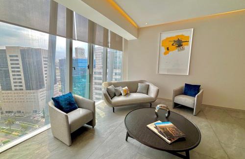 Lomas de Santa Fe Apartment | Park Life Paradox Santa Fe