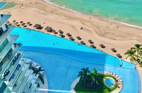 North Hotel Zone Apartment | Park Life Peninsula