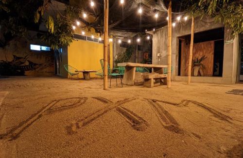 Hidalgo House | Paziflora Hostel -STARLINK-
