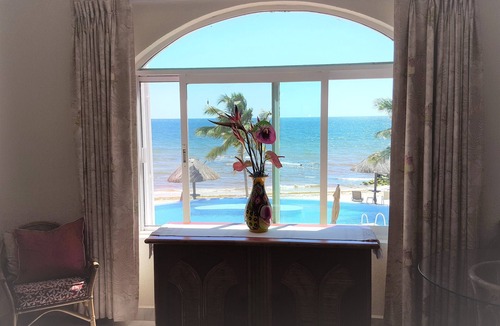 Puerto Morelos Condo | Peaceful Oceanfront Paradise - 100 Feet from Caribbean!