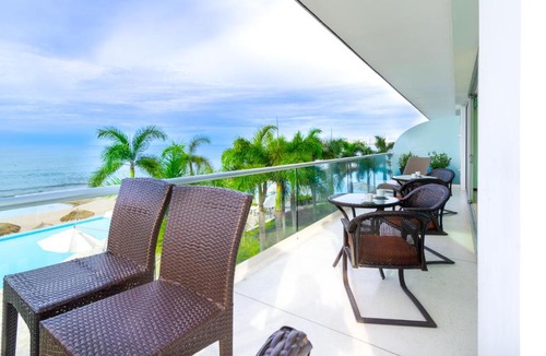 North Hotel Zone Apartment | Península T3 1A Luxurious Ocean View Getaway by Kivoya