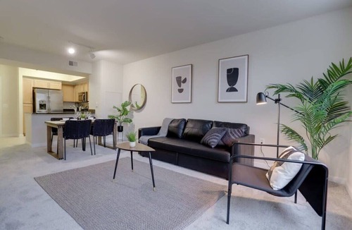 Aurora Highlands Apartment | Pentagon City Apt Near DCA