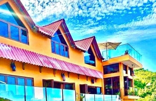 Yelapa House | Penthouse in Yelapa, Brand New and Luxurious Casa, Sleeps 8 very comfortably