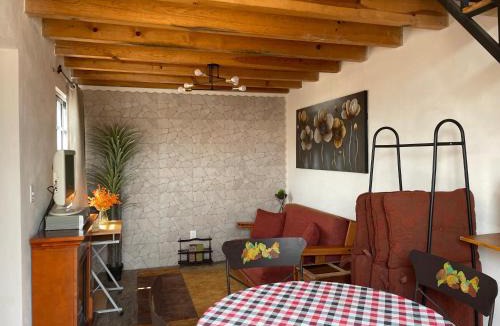 Chapultepec Apartment | Penthouse Rústico en Metepec con jacuzzi exterior