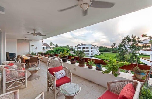 Flores Magon Condo | Penthouse Unit, Great for Families