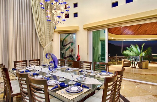 Boca de Tomatlan Villa | Penthouse with Beach and Ocean Frontage