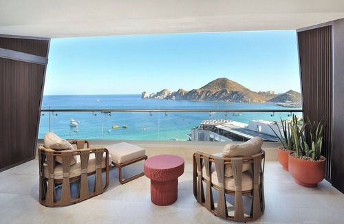 El Medano Ejidal Apartment | Perfect Home Base in Medano Beach! Swimming Pools, Pet-friendly, Beachfront!