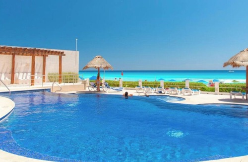 Zona Hotelera Apartment | Perfect vacation getaway Ocean ViewnWifi