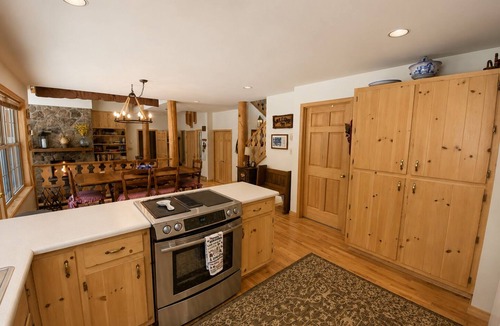 Durango Cabin | Pet Friendly Riverfront Cabin