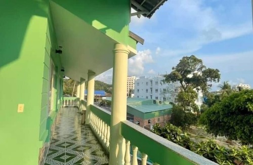 Cua Lap Hotel | Phú Long Bungalow