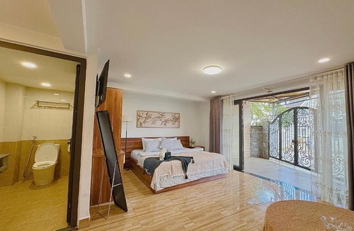 Phuong Hotel | Phương Trinh Hotel