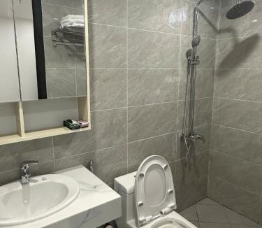 Cong Vi Hotel | Phan Ke Binh Hanoi Apartment near Lotte Center and the Japanese Embassy Phan Ke Binh Apartment ロッテセンターと日本大使館の近くPhan Ke Binh Apartment 롯데센터와 일본대사관 근처