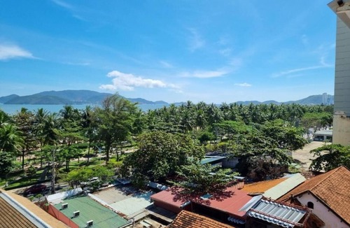 Tran Phu Beach Hotel | Pho Bien Nha Trang Beachside hotel