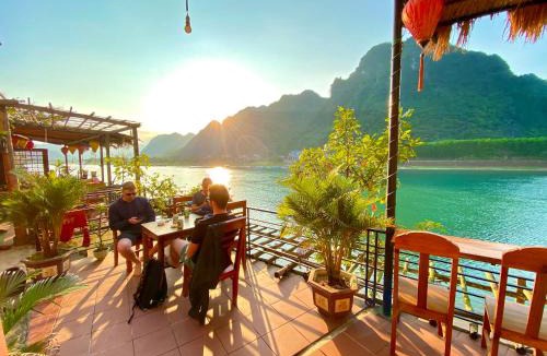 Phong Nha Hotel | Phong Nha Coco Riverside