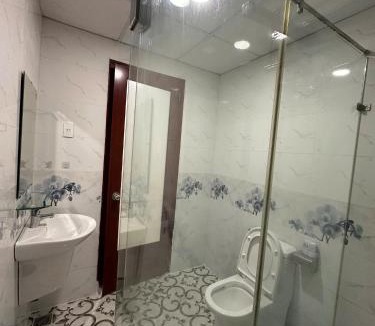 District 7 Hotel | Phu Gia Hotel 13-15 Hoàng Quốc Việt