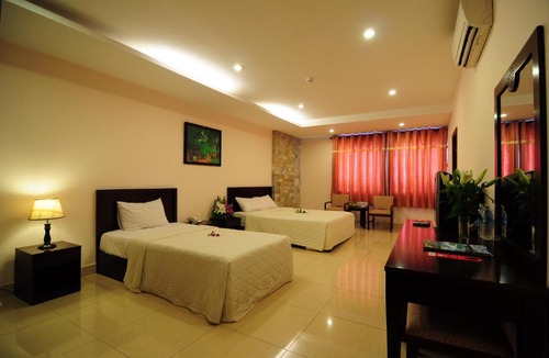 District 5 Hotel | Phuoc Loc Tho 1 Hotel